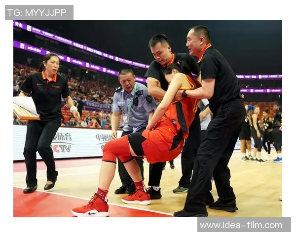 杨芳专访:从青涩球员到篮球教练的成长与思考